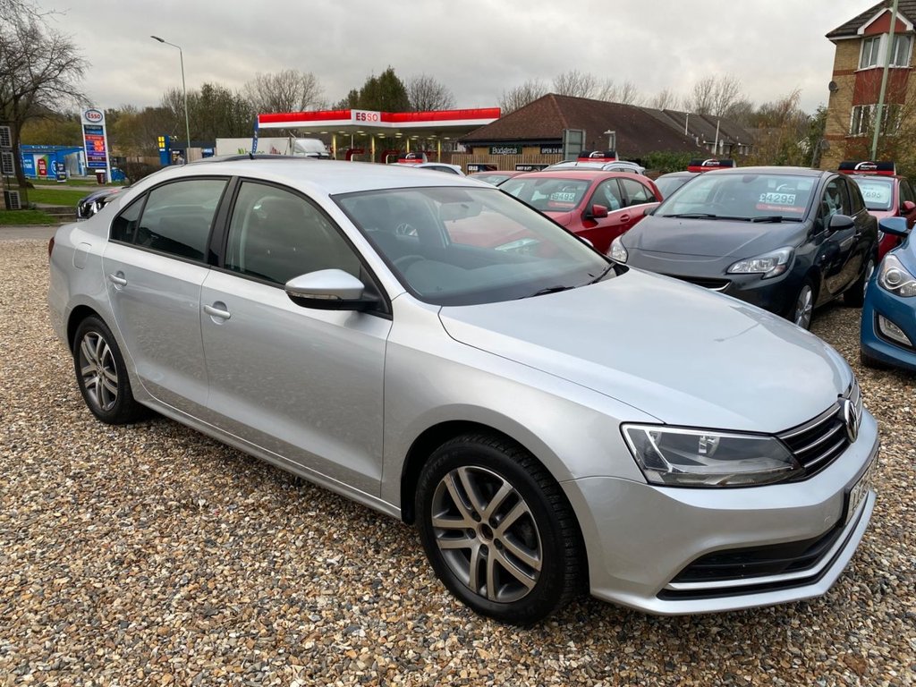 Used Volkswagen Jetta 2016 for sale - 76609045: Photo 2