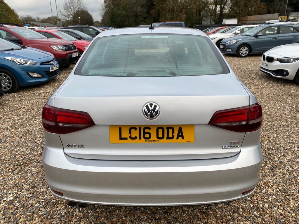 Used Volkswagen Jetta 2016 for sale - 76609045: Photo 5