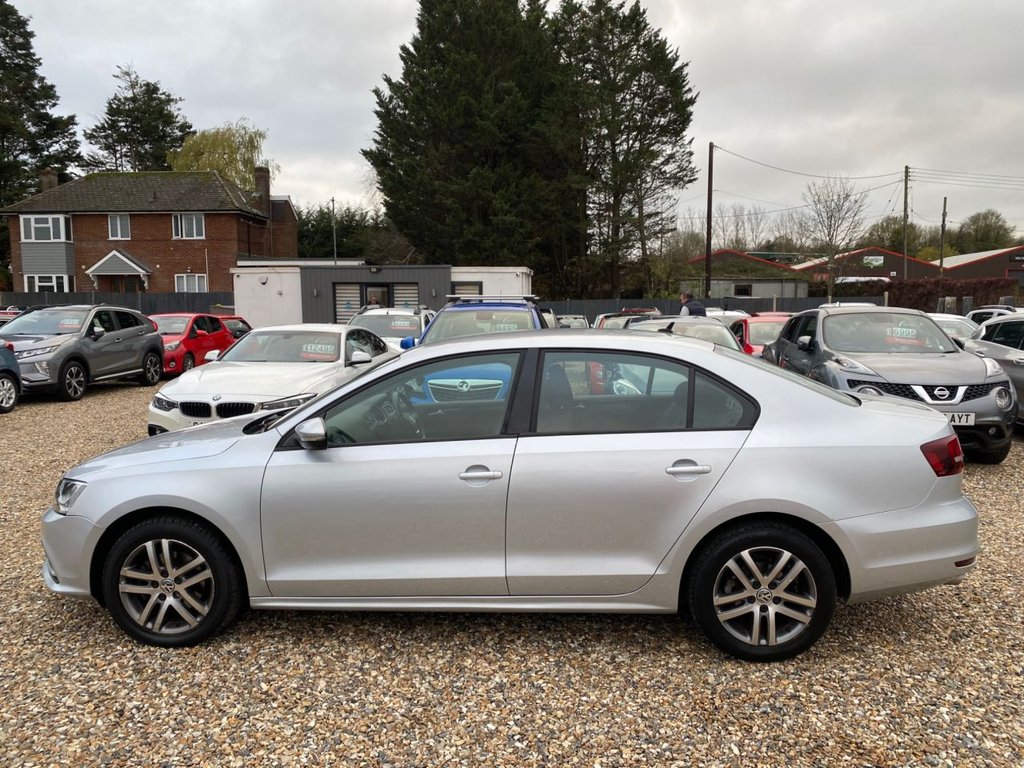 Used Volkswagen Jetta 2016 for sale - 76609045: Photo 6
