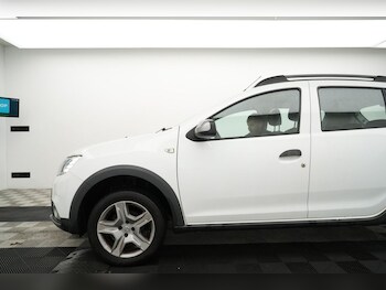 Used Dacia Sandero Stepway 2019 for sale - 77241625: Photo