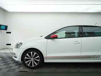 Used Volkswagen Polo 2017 for sale - 79027036: Photo