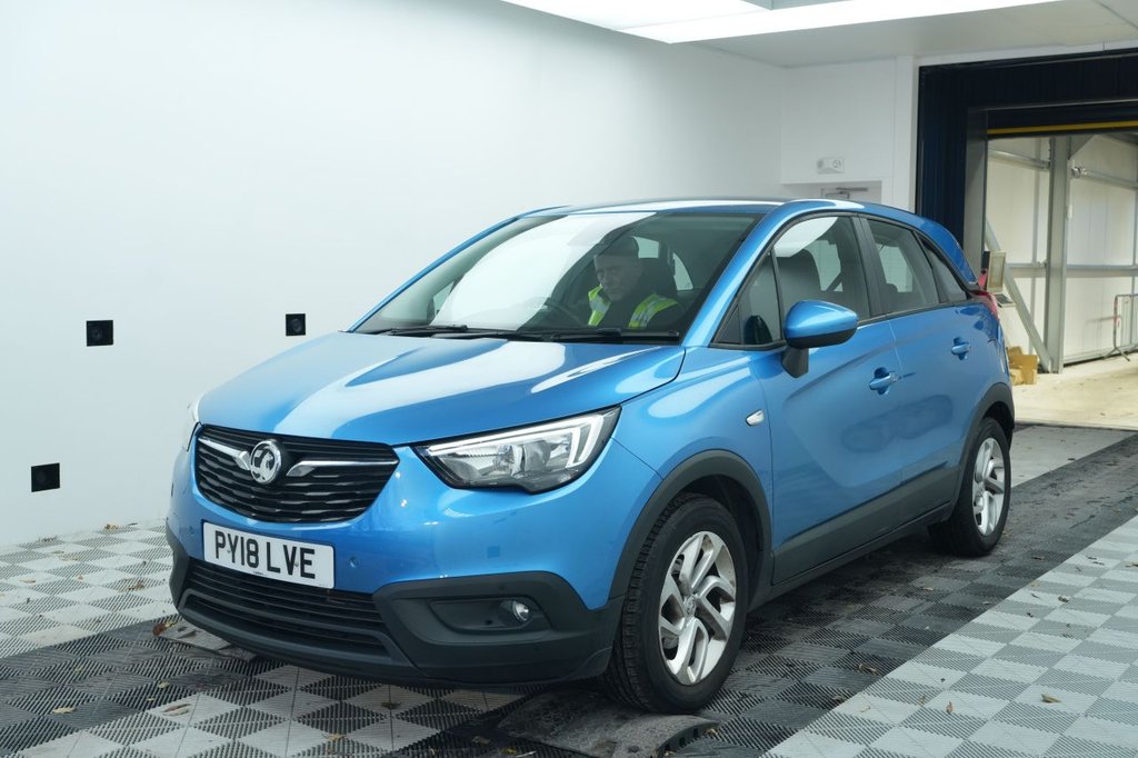 Used Vauxhall Crossland X 2018 for sale - 77065271: Photo 2