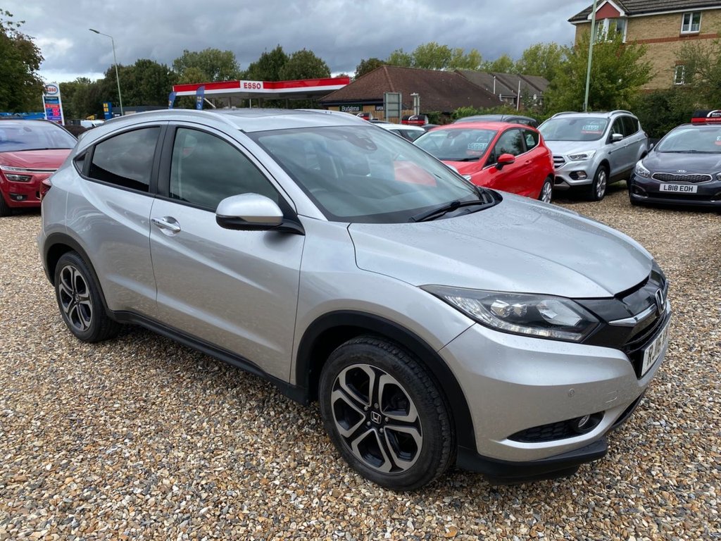 Used Honda HR-V 2016 for sale - 76609032: Photo 2