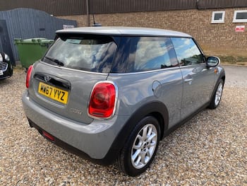 Used MINI Hatch 2017 for sale - 79562632: Photo