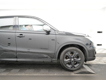 Used Suzuki Vitara 2017 for sale - 76760697: Photo