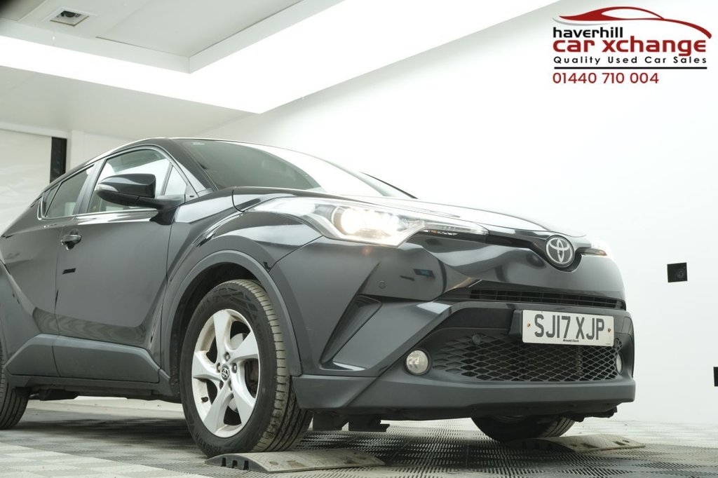 Used Toyota C-HR 2017 for sale - 78017060: Photo 2