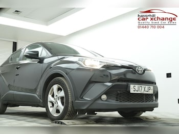 Used Toyota C-HR 2017 for sale - 78017060: Photo