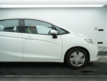 Used Honda Jazz 2018 for sale - 78544299: Photo