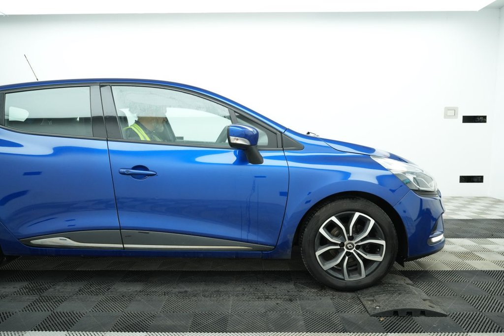 Used Renault Clio 2018 for sale - 78167358: Photo 3