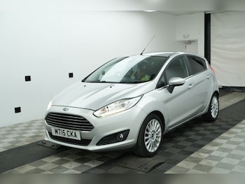 Used Ford Fiesta 2015 for sale - 79258810: Photo