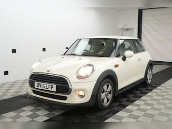 Used MINI Hatch 2016 for sale - 77241637: Photo
