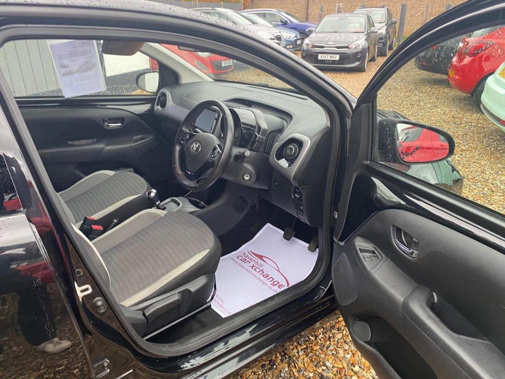 Used Toyota AYGO 2018 for sale - 76609000: Photo 11