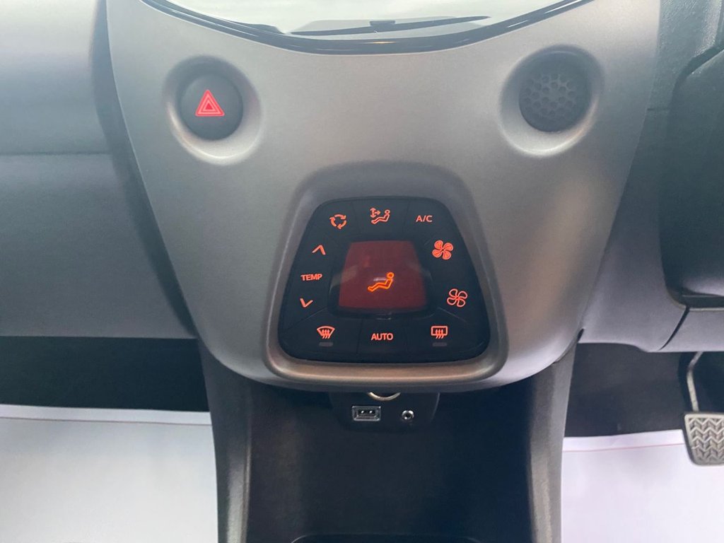 Used Toyota AYGO 2018 for sale - 76609000: Photo 27