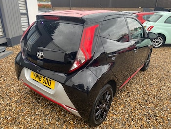 Used Toyota AYGO 2018 for sale - 76609000: Photo