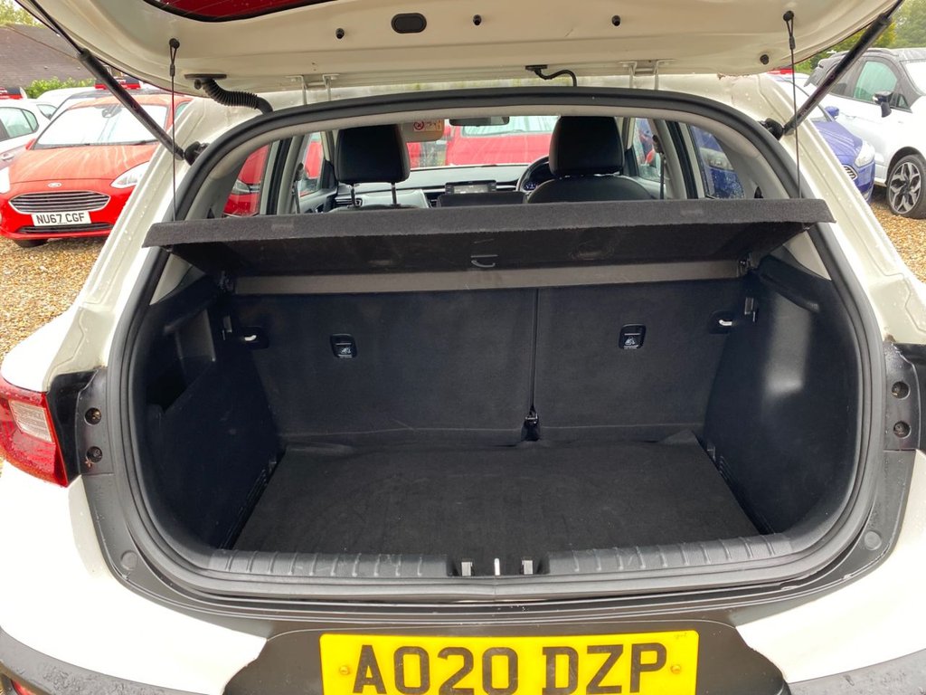 Used Kia Stonic 2020 for sale - 76609036: Photo 6