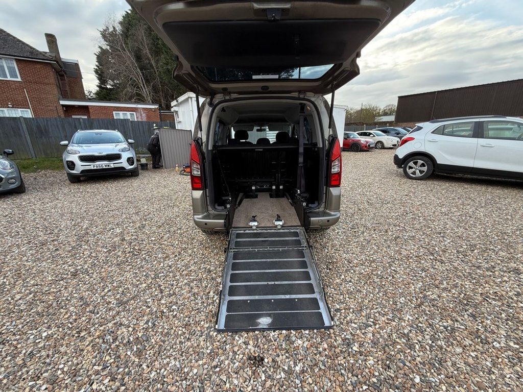 Used Peugeot Partner Tepee 2014 for sale - 77734249: Photo 20