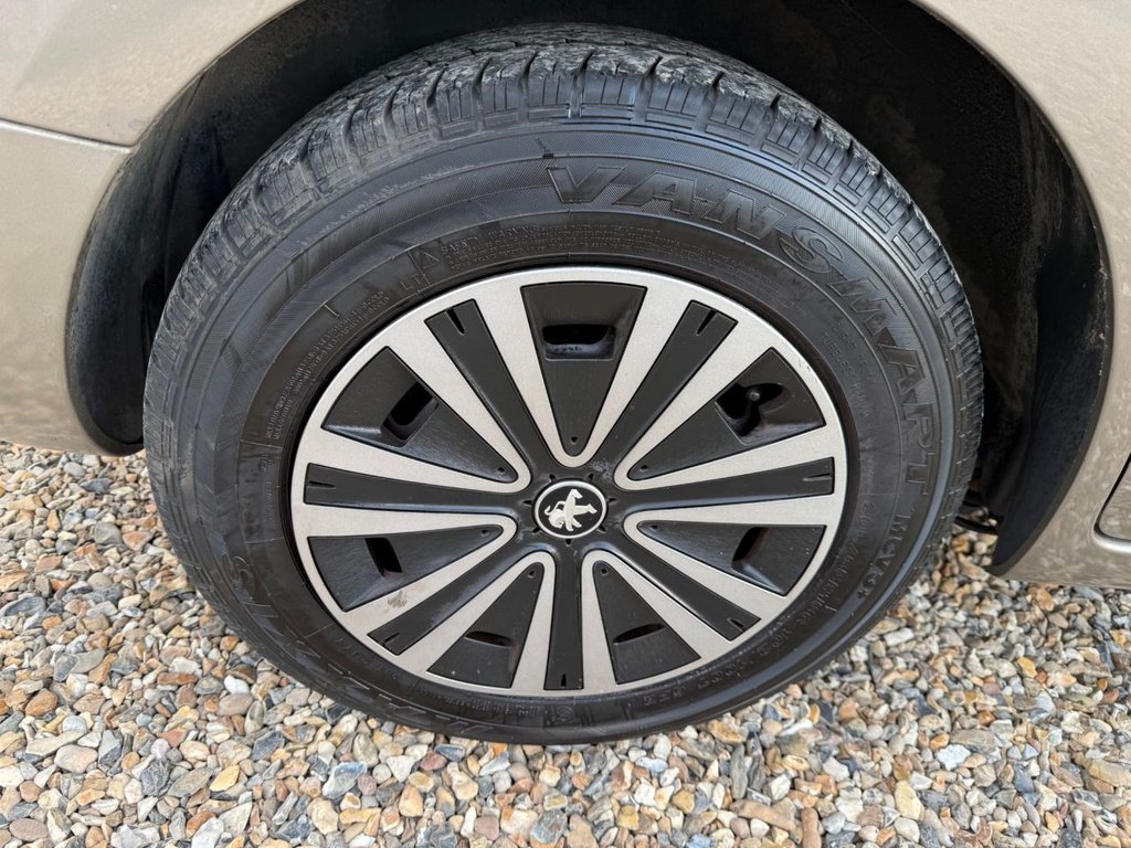 Used Peugeot Partner Tepee 2014 for sale - 77734249: Photo 24