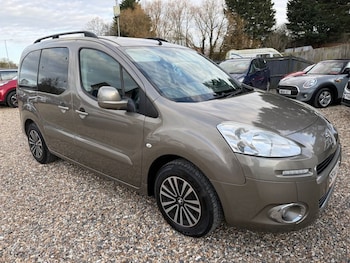 Used Peugeot Partner Tepee 2014 for sale - 77734249: Photo