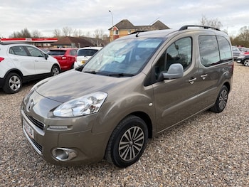 Used Peugeot Partner Tepee 2014 for sale - 77734249: Photo