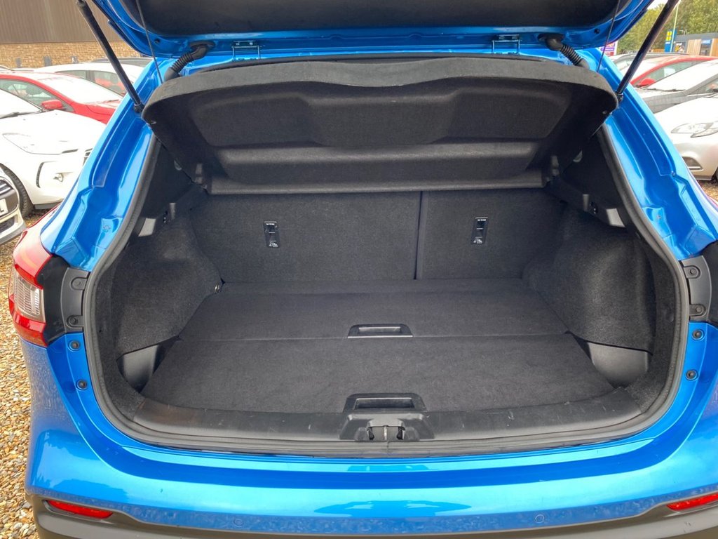 Used Nissan Qashqai 2018 for sale - 76609043: Photo 6