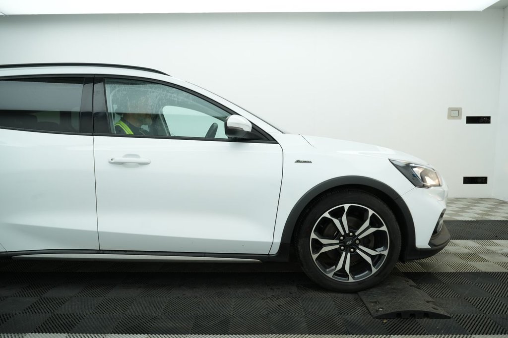 Used Ford Focus 2019 for sale - 78128845: Photo 3