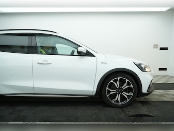 Used Ford Focus 2019 for sale - 78128845: Photo