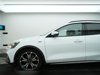 Used Ford Focus 2019 for sale - 78128845: Photo