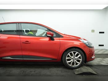 Used Renault Clio 2017 for sale - 79835682: Photo