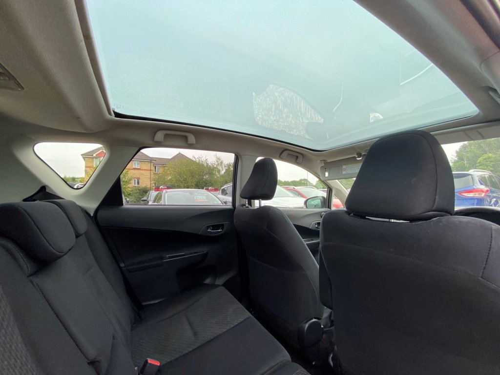 Used Toyota Verso 2011 for sale - 76609019: Photo 16