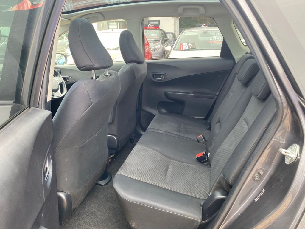 Used Toyota Verso 2011 for sale - 76609019: Photo 17