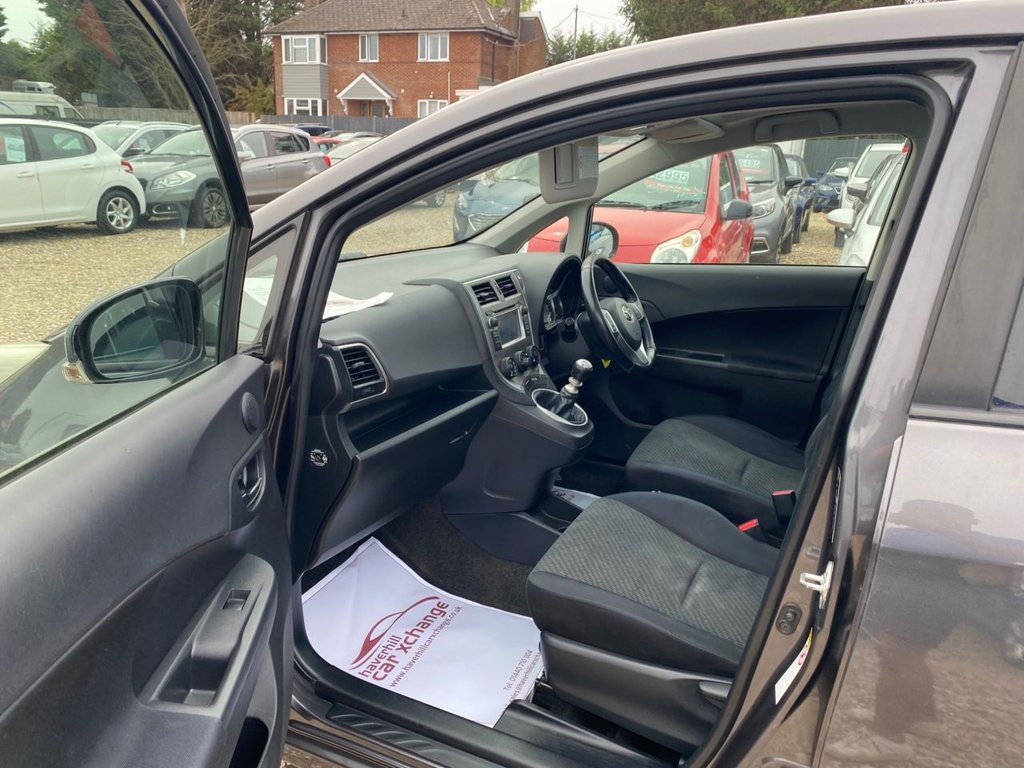 Used Toyota Verso 2011 for sale - 76609019: Photo 18