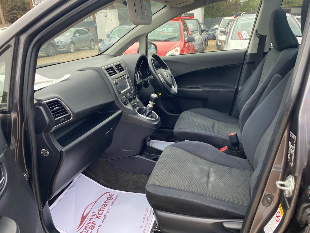 Used Toyota Verso 2011 for sale - 76609019: Photo 19