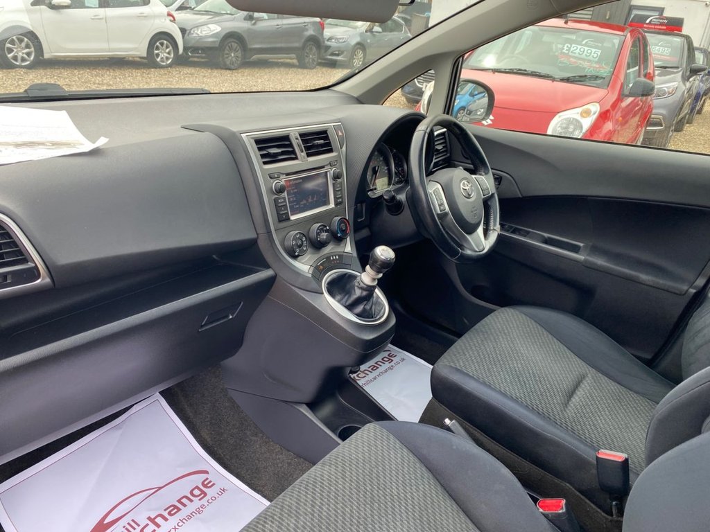 Used Toyota Verso 2011 for sale - 76609019: Photo 20