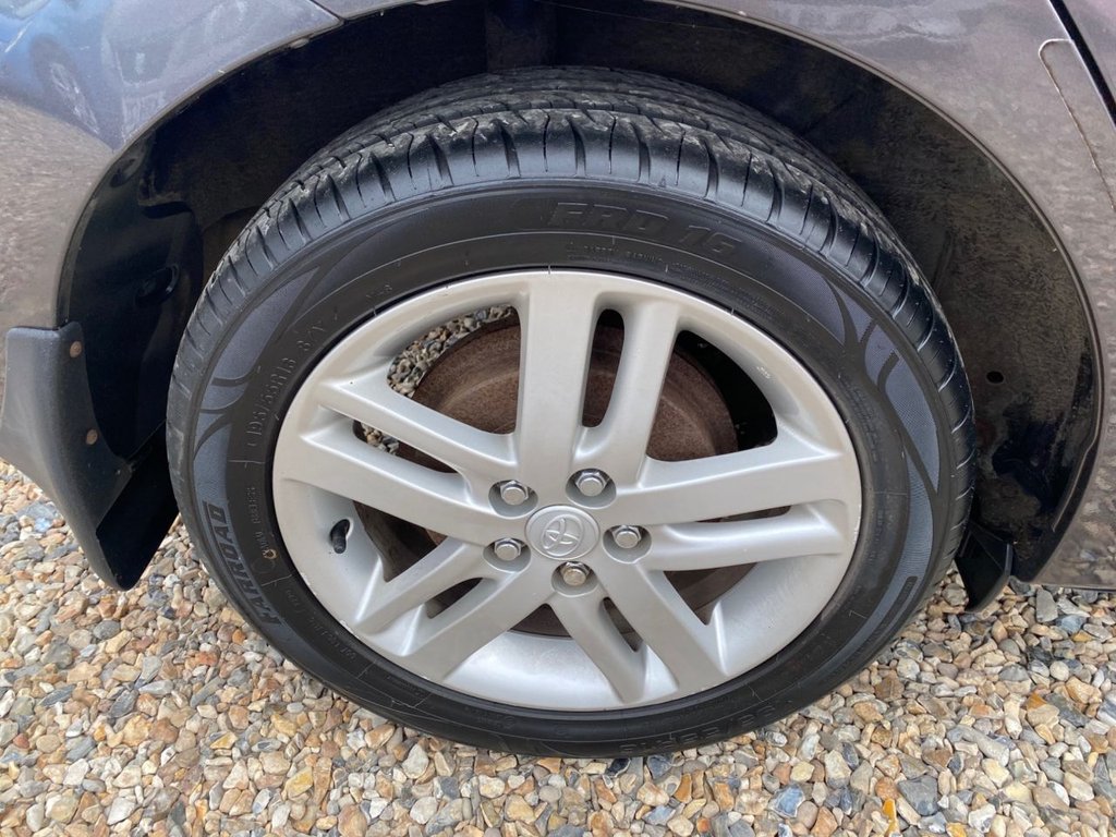 Used Toyota Verso 2011 for sale - 76609019: Photo 34