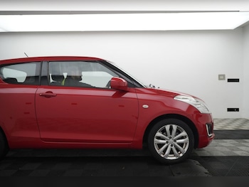 Used Suzuki Swift 2015 for sale - 76962049: Photo