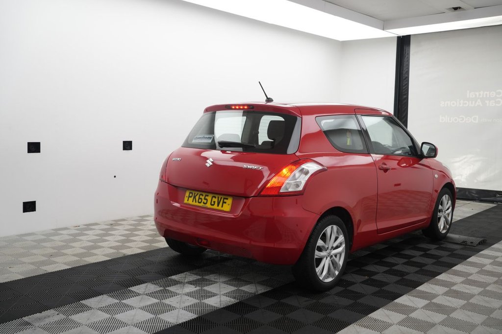 Used Suzuki Swift 2015 for sale - 76962049: Photo 5