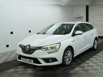 Used Renault Megane 2018 for sale - 79422536: Photo
