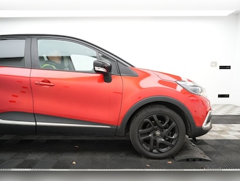 Used Renault Captur 2019 for sale - 77007010: Photo