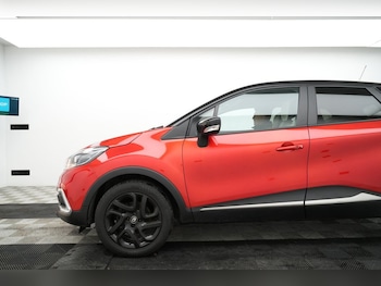 Used Renault Captur 2019 for sale - 77007010: Photo