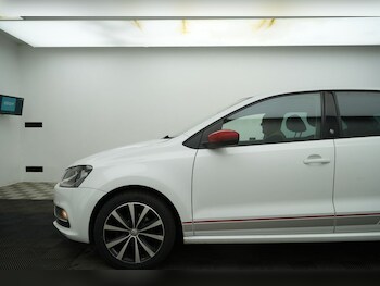 Used Volkswagen Polo 2016 for sale - 78738589: Photo