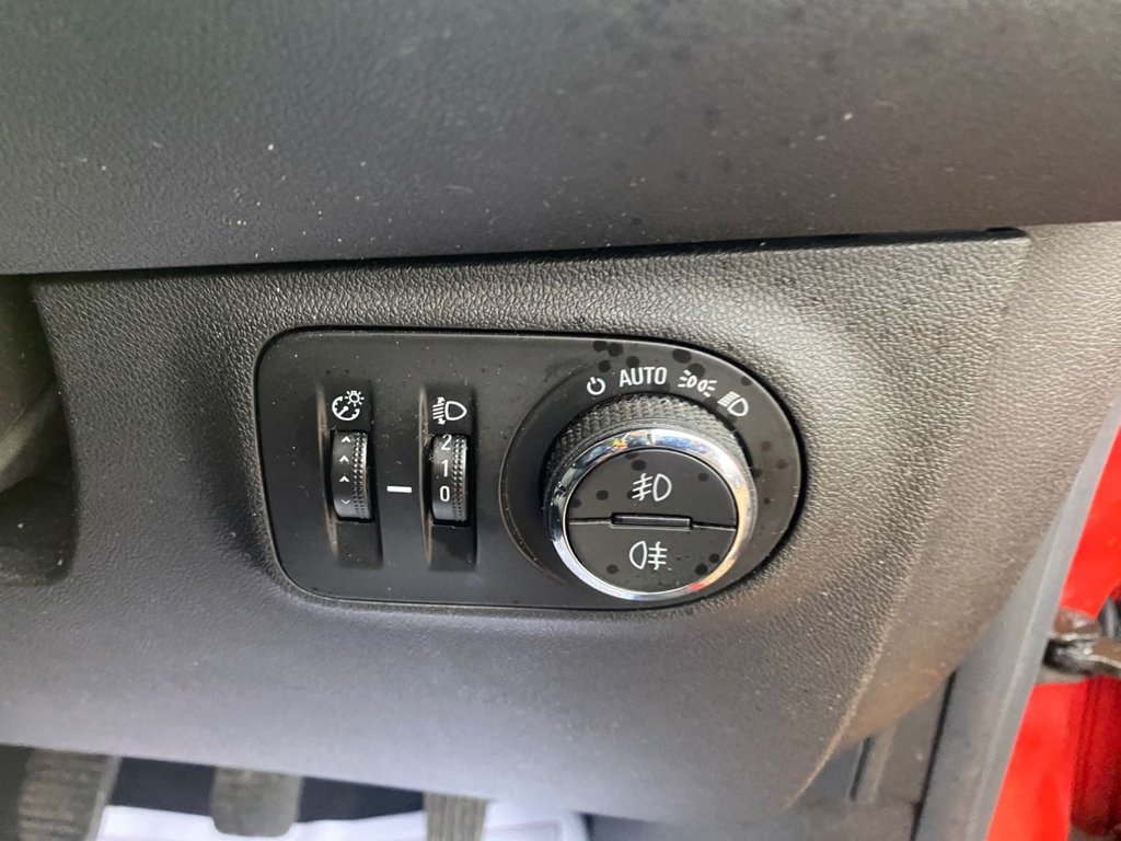 Used Vauxhall Corsa 2016 for sale - 76609060: Photo 32