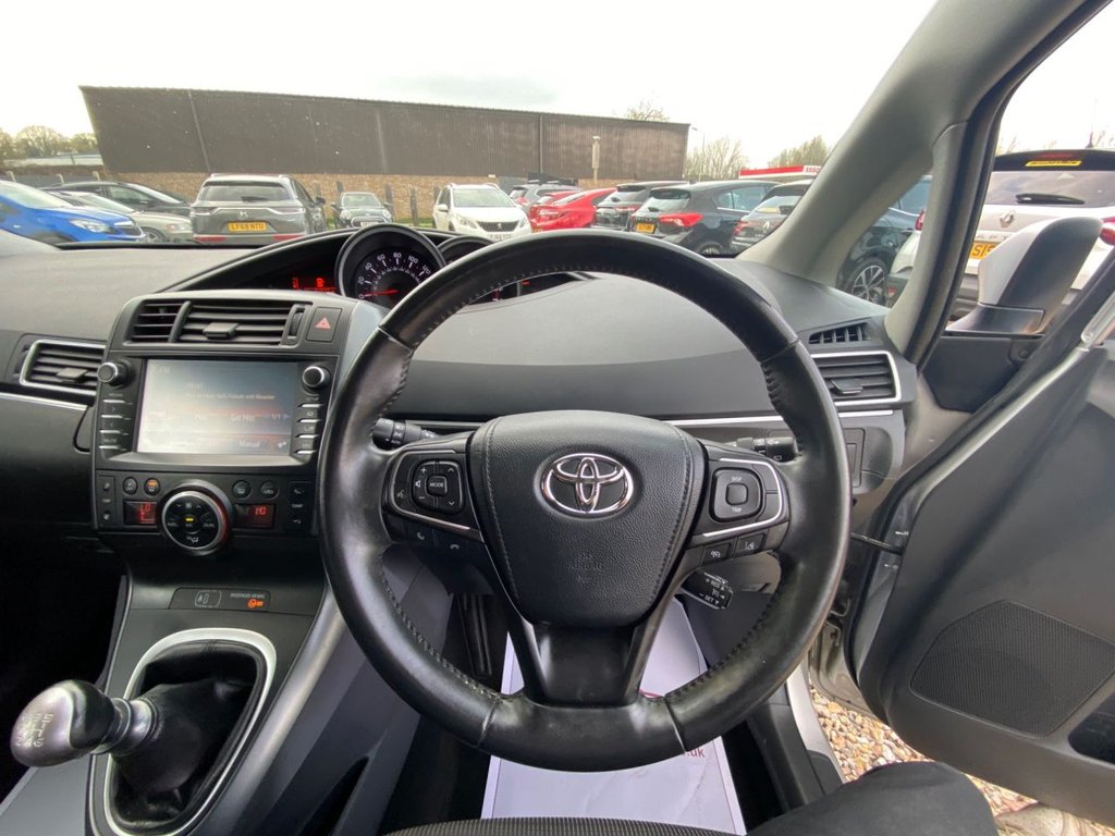 Used Toyota Verso 2017 for sale - 78123997: Photo 33