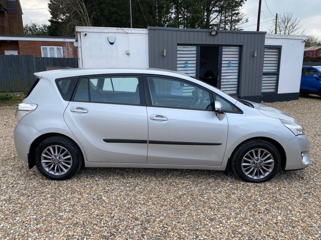 Used Toyota Verso 2017 for sale - 78123997: Photo 4