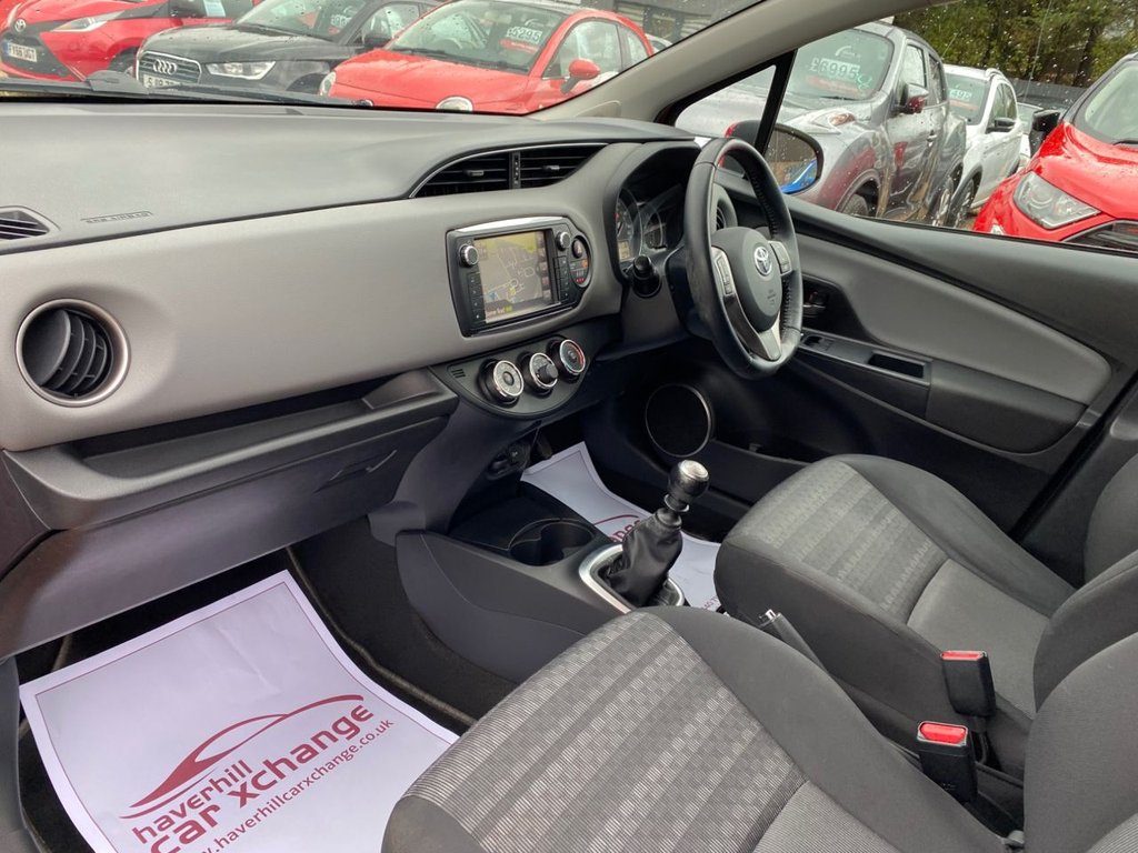 Used Toyota Yaris 2017 for sale - 76609064: Photo 17