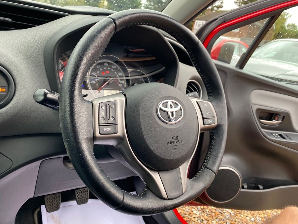 Used Toyota Yaris 2017 for sale - 76609064: Photo 24