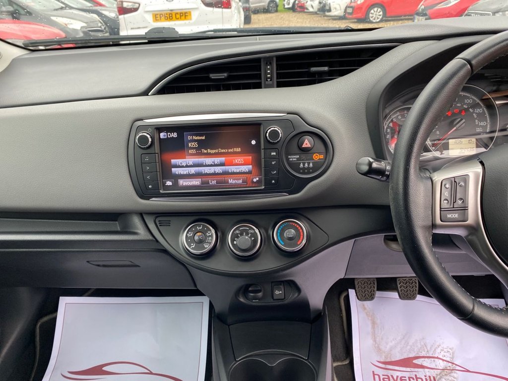 Used Toyota Yaris 2017 for sale - 76609064: Photo 25