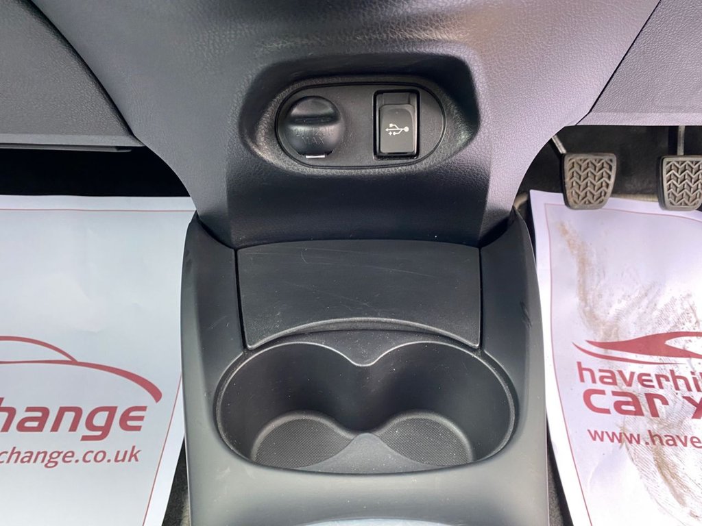 Used Toyota Yaris 2017 for sale - 76609064: Photo 29