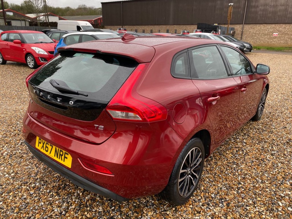 Used Volvo V40 2017 for sale - 77547004: Photo 4