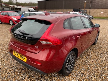 Used Volvo V40 2017 for sale - 77547004: Photo