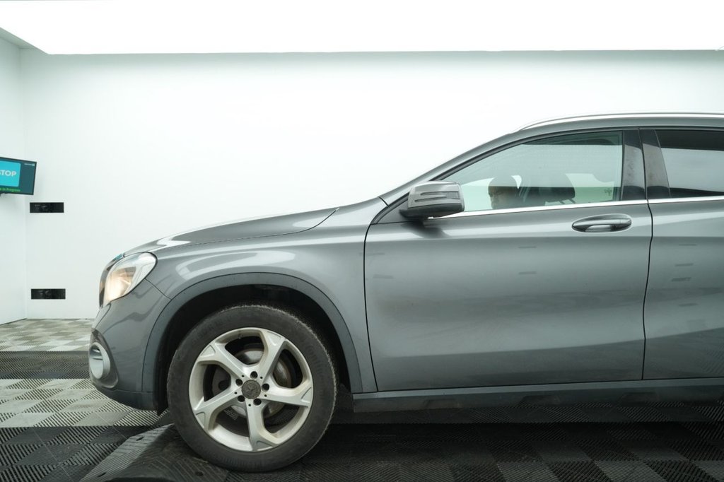 Used Mercedes-Benz GLA 2017 for sale - 78056581: Photo 4